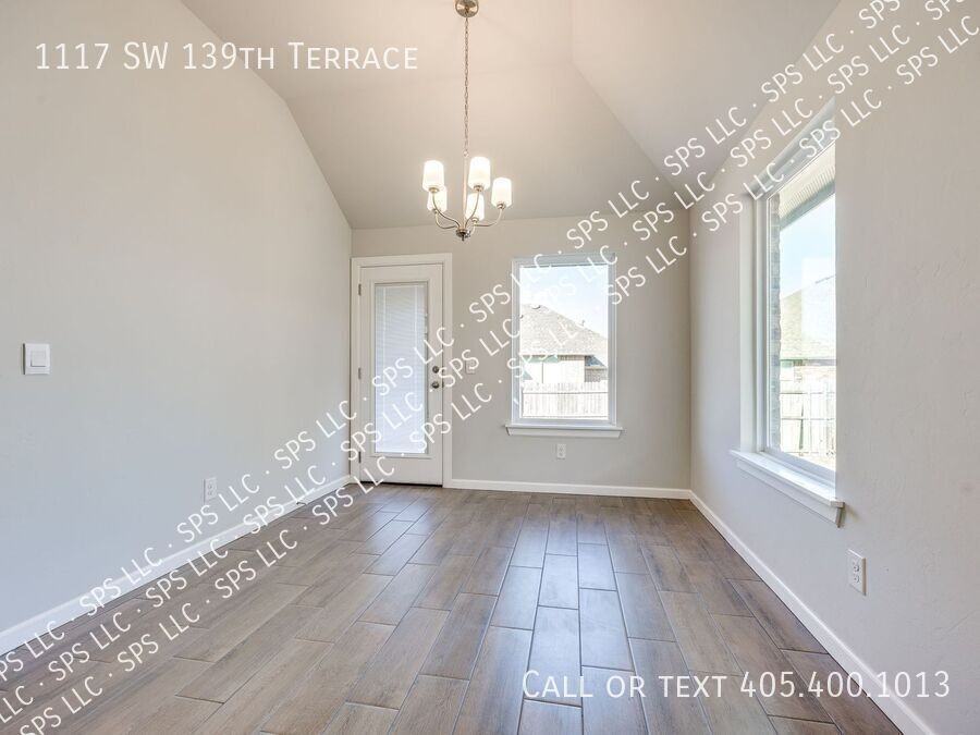 1117 Sw 139th Ter - Photo 6 of 15