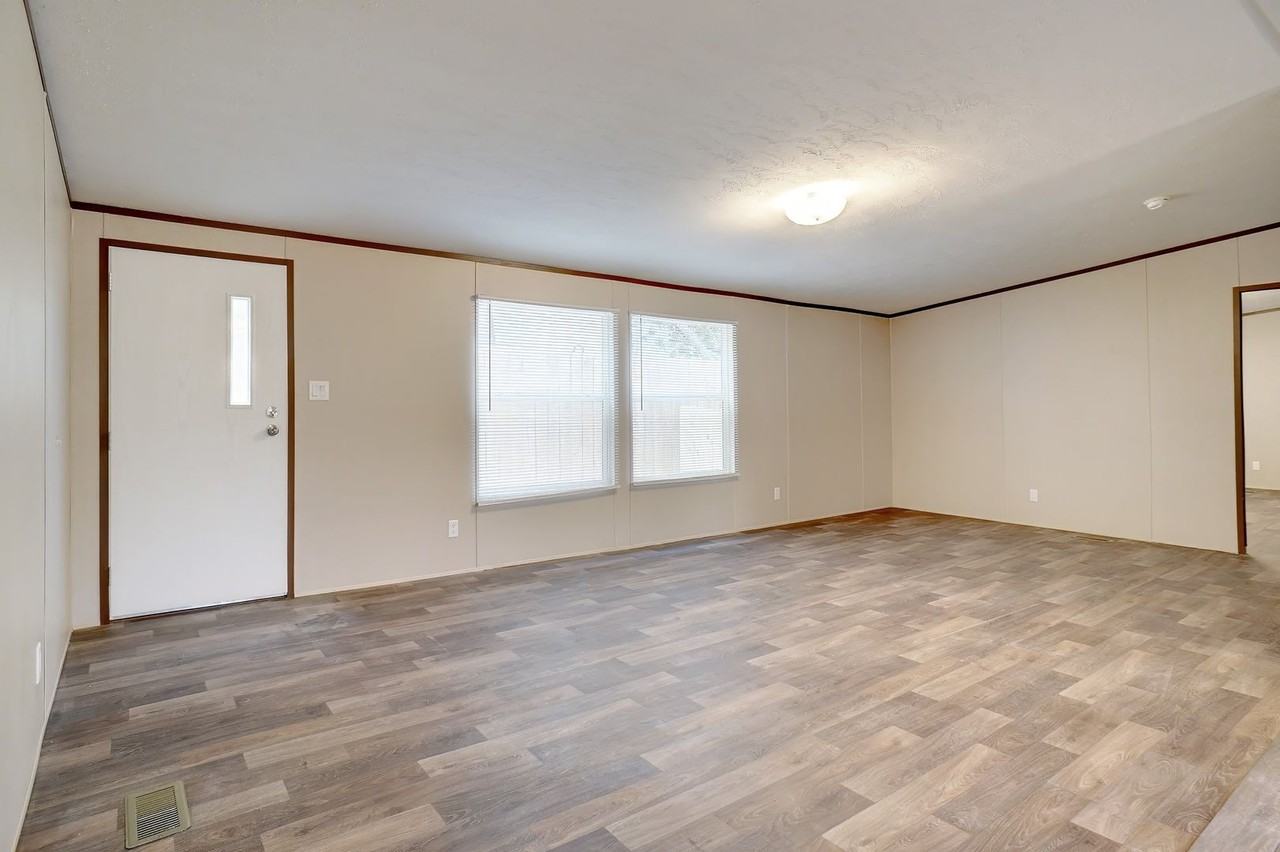 2509 Elk Trl - Photo 6 of 36