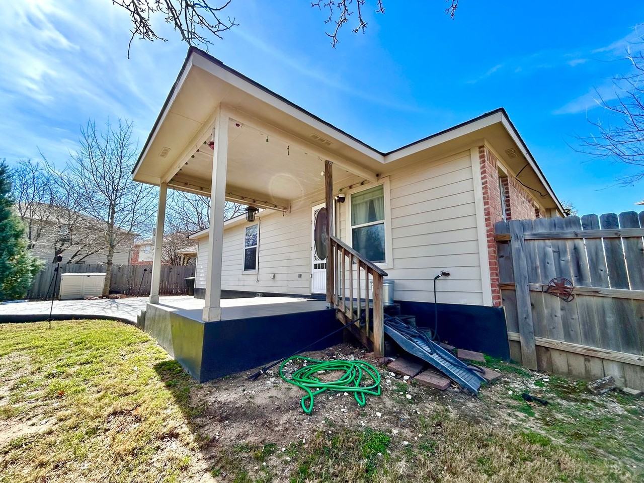 1801 Rachel Ln - Photo 6 of 33