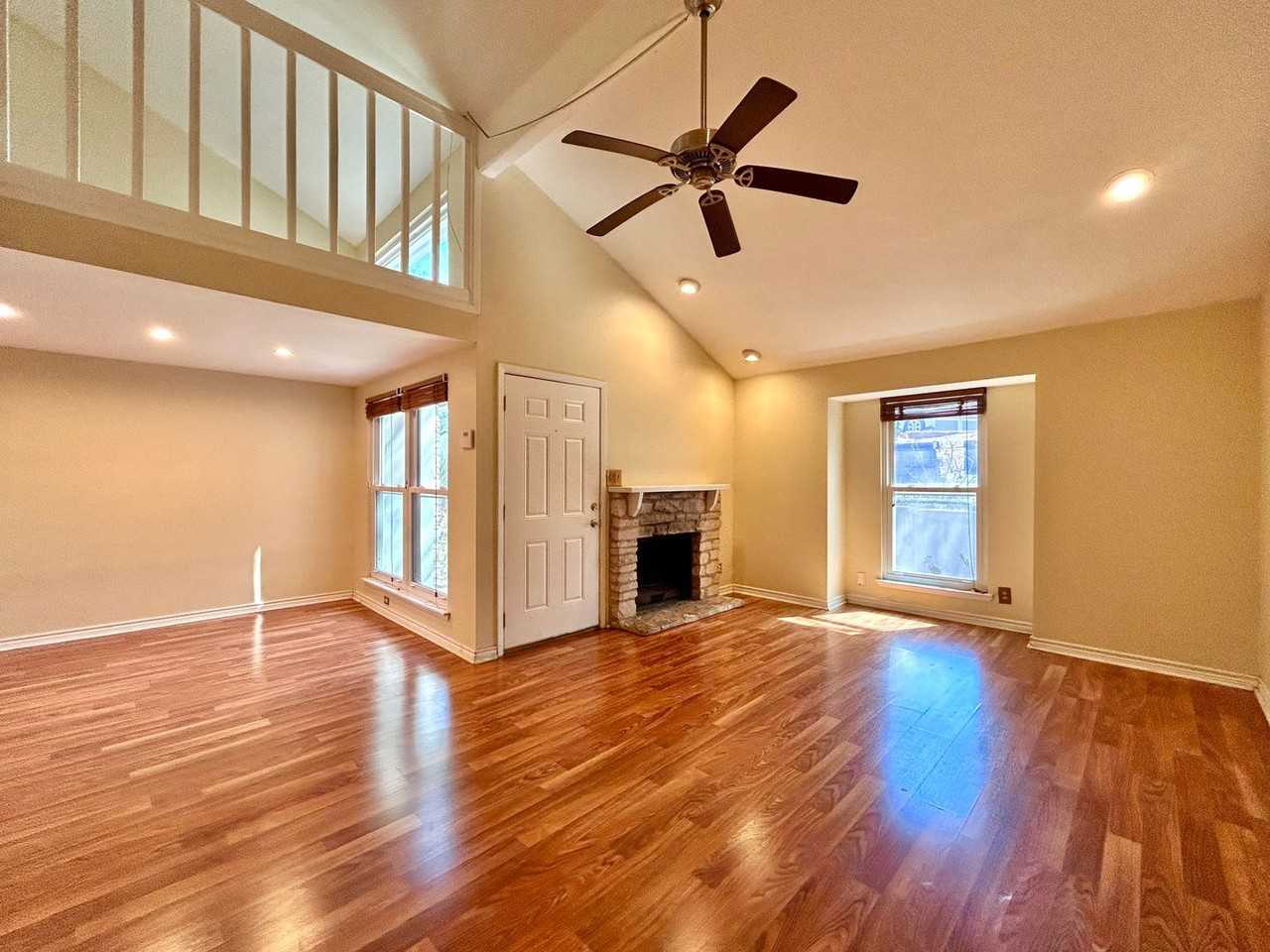 1713 Timber Ridge Dr - Photo 4 of 32