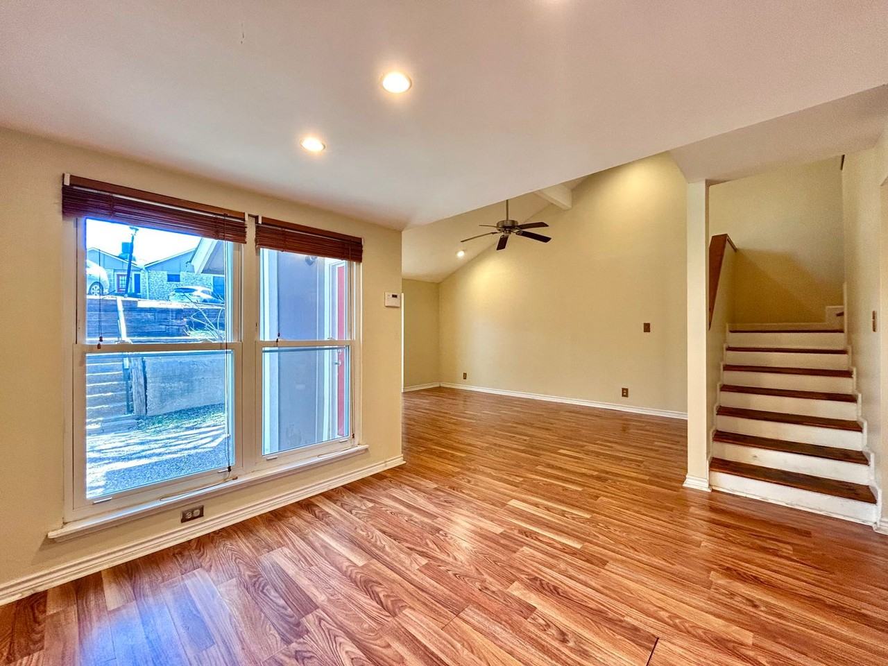 1713 Timber Ridge Dr - Photo 7 of 32