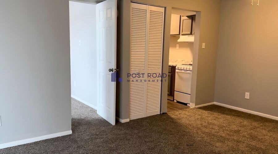 2806 S Osage Ave #101 - Photo 3 of 45