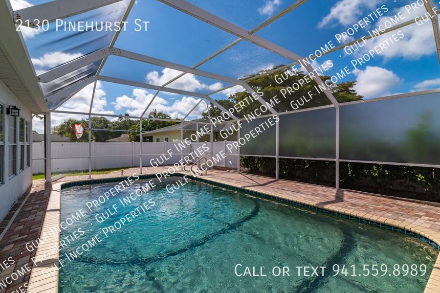 2130 Pinehurst St - Photo 2 of 27