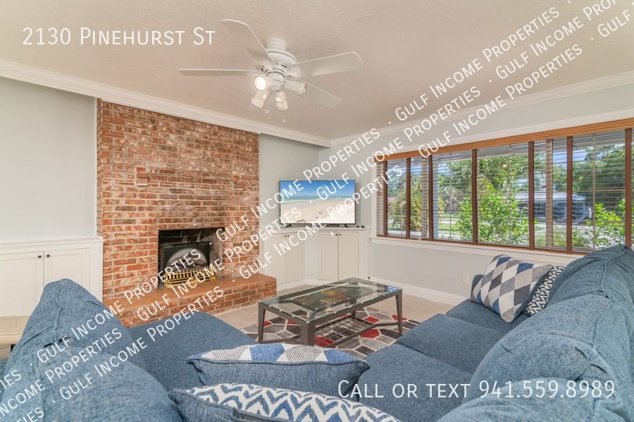 2130 Pinehurst St - Photo 3 of 27