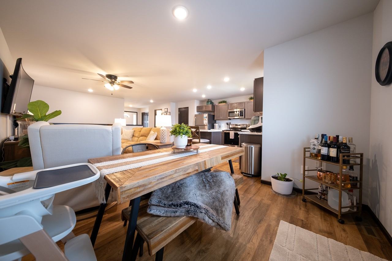 651 4th Circle Dr Se #1 - Photo 7 of 26