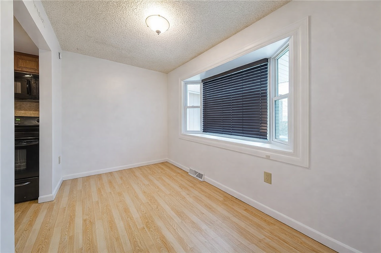 7528 Buttercup Road - Photo 5 of 20