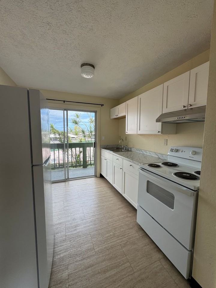 464 Kalanikoa St #201 - Photo 2 of 7
