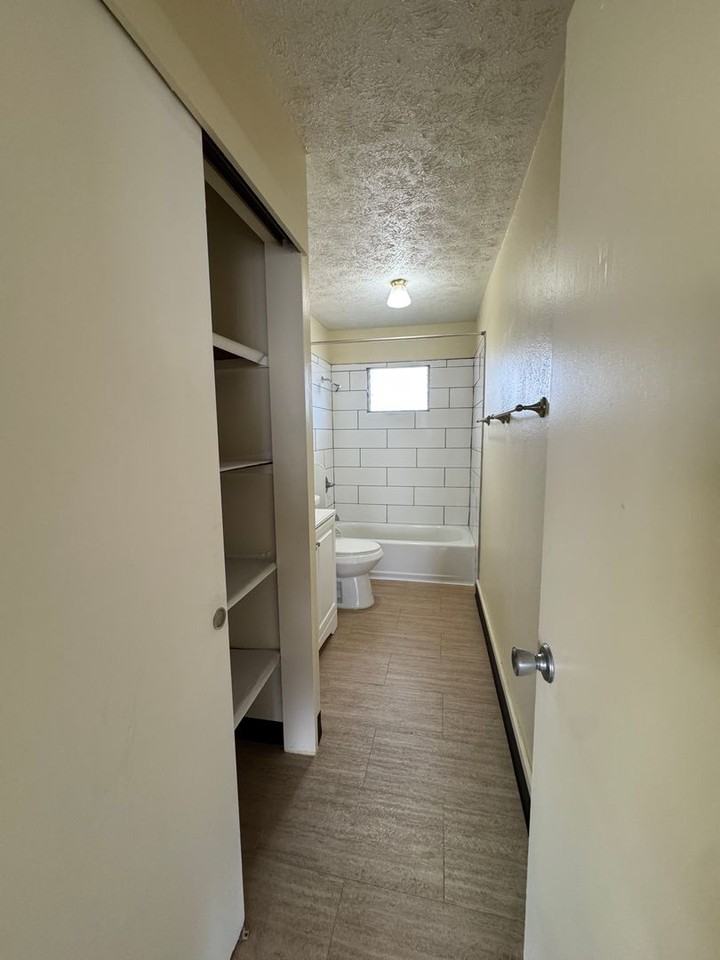 464 Kalanikoa St #201 - Photo 5 of 7