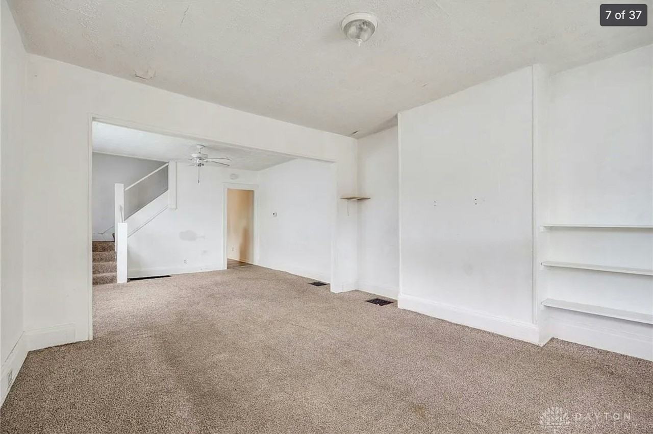 818 Troy Street - Photo 3 of 6