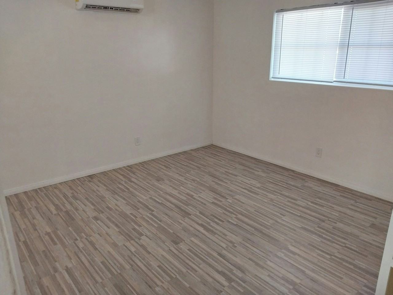 11010 Knobb Avenue - Photo 6 of 6