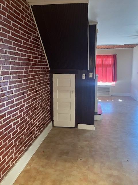 6115 Lansdowne Ave #1 - Photo 2 of 19