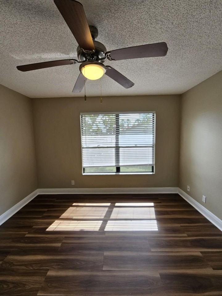 1520 Windorah Way #H - Photo 5 of 17