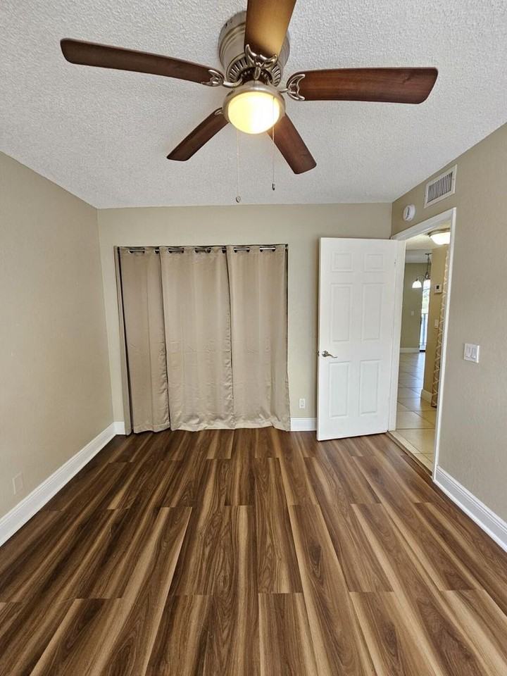 1520 Windorah Way #H - Photo 6 of 17