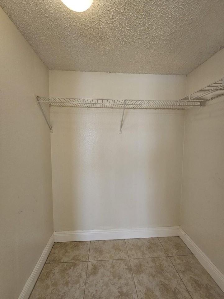 1760 Windorah Way #C - Photo 7 of 20