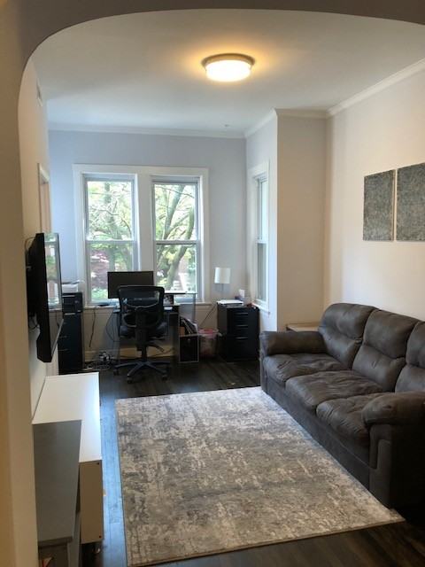 3320 N Lakewood Ave #2 - Photo 4 of 12