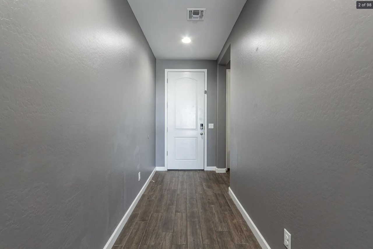 2544 N Comiskey Dr #NA - Photo 2 of 21