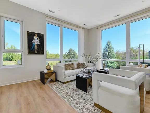 288 Stonington Dr #201 - Photo 4 of 15