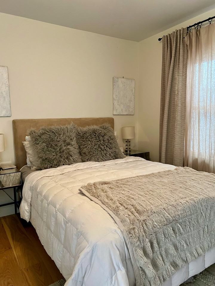 1118 N Hoover St #NA - Photo 2 of 23