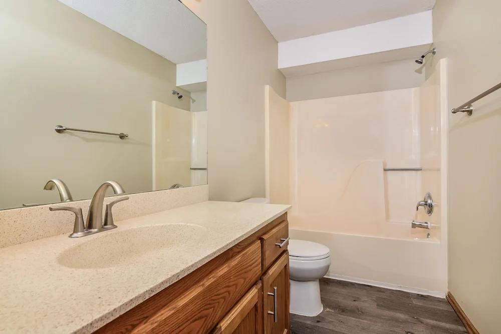 4971 Hamlet Ave N #NA - Photo 5 of 8