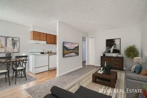 featured image of 1995 S Decatur St