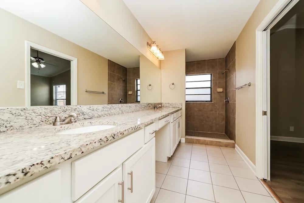 1511 Attleboro Ln #NA - Photo 5 of 9