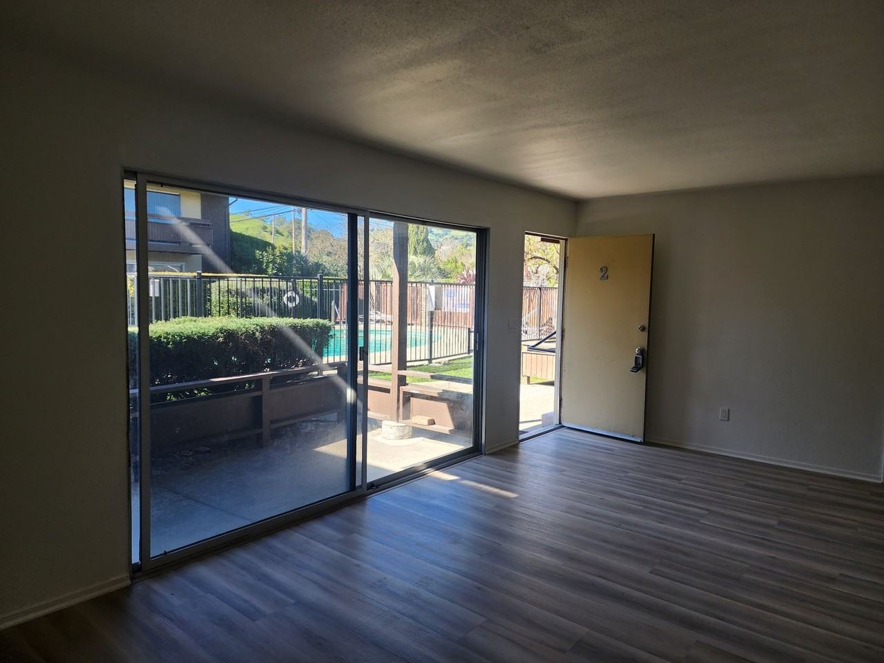 Palu Apartments - Photo 3 of 9