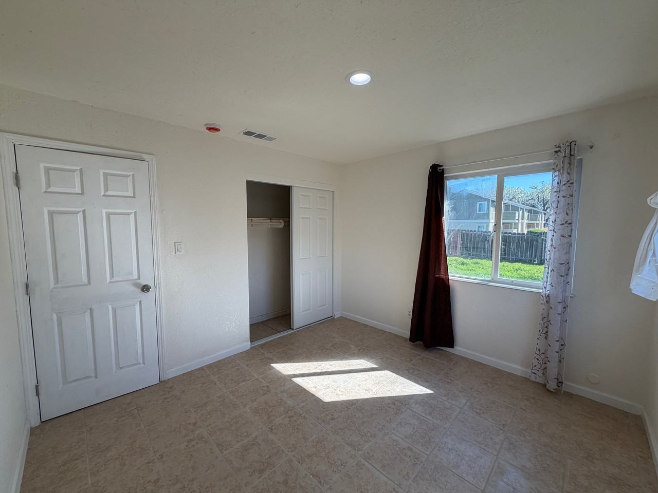 1534 Nadine Ave #1 - Photo 6 of 8