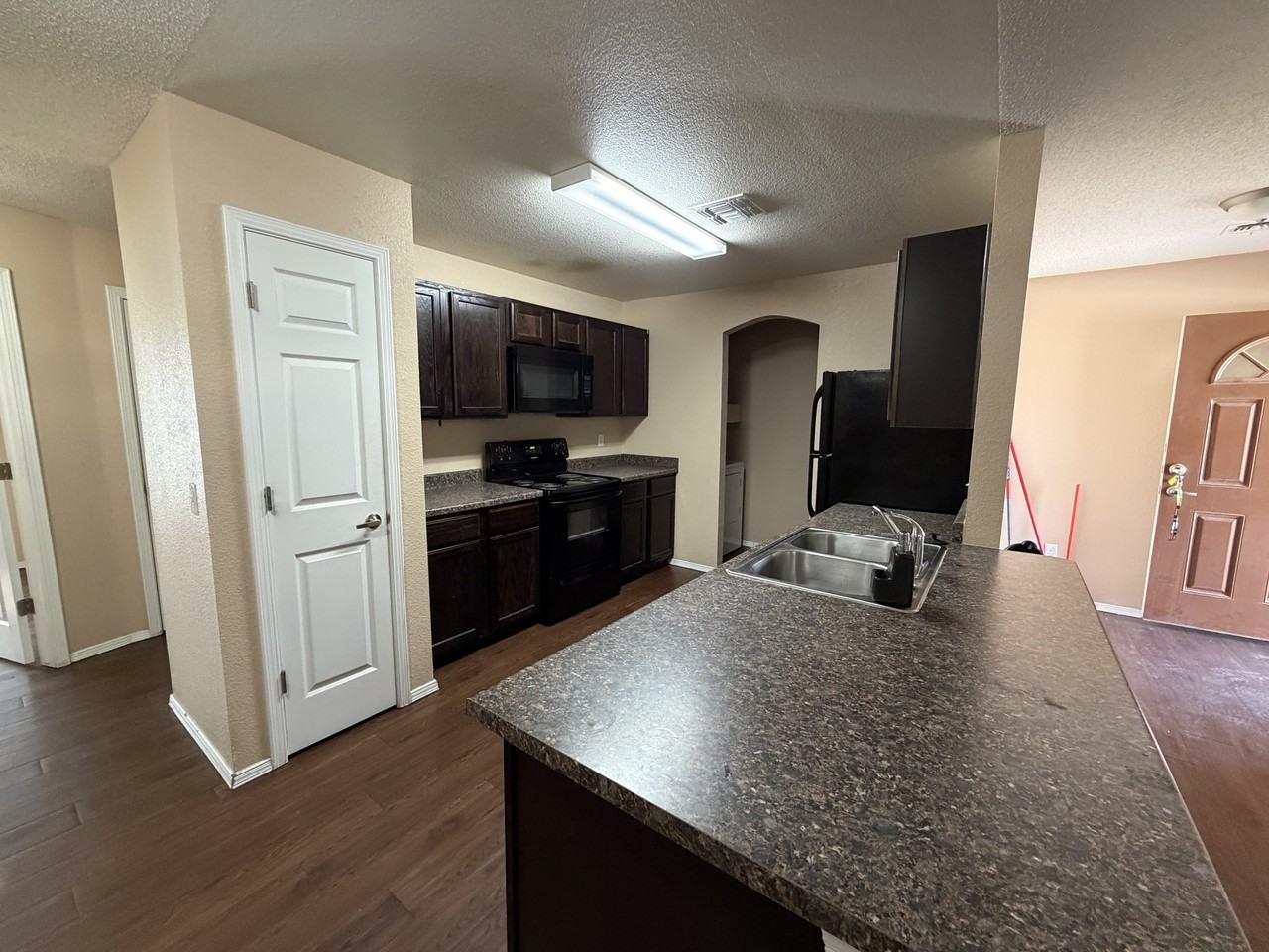 9811 Socorro Rd #3 - Photo 2 of 9