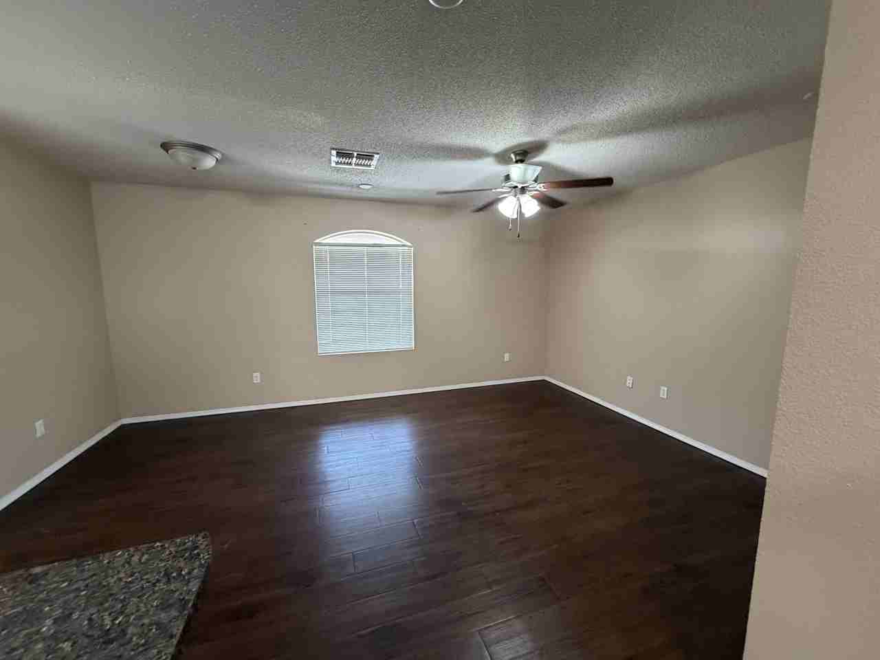 9811 Socorro Rd #3 - Photo 3 of 9