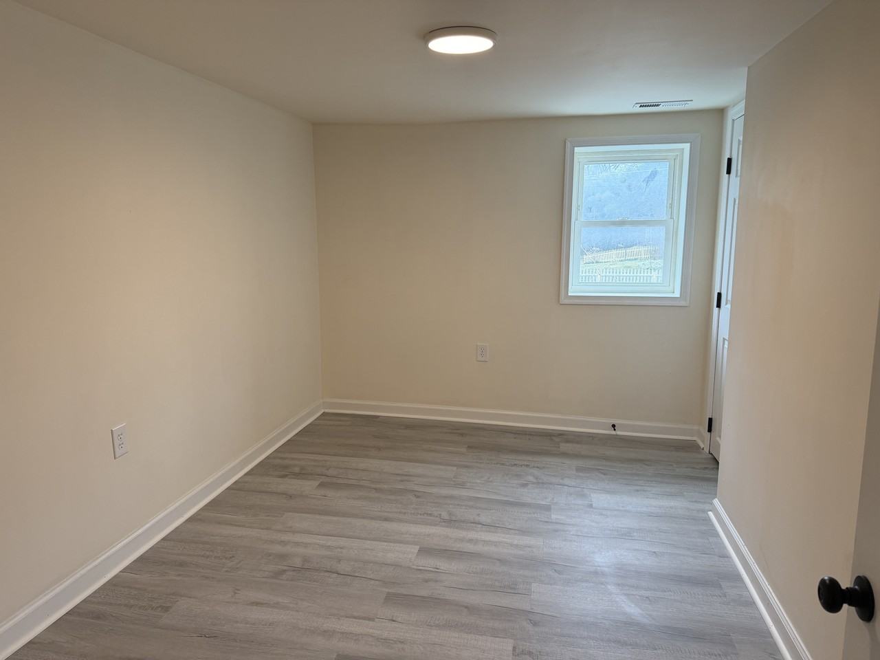 113 E Addition St #1 - Photo 6 of 8