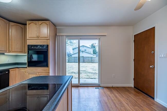 793 Kienle Ave #NA - Photo 3 of 11