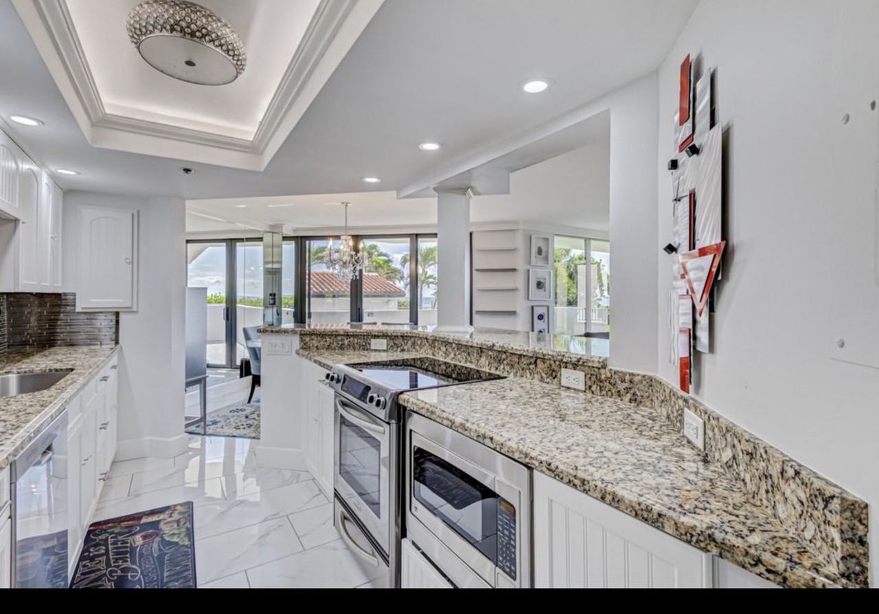 600 Ocean Dr #1A - Photo 6 of 15