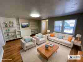 featured image of 1020 Balsam St