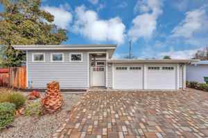 featured image of 3077 Mauricia Ave
