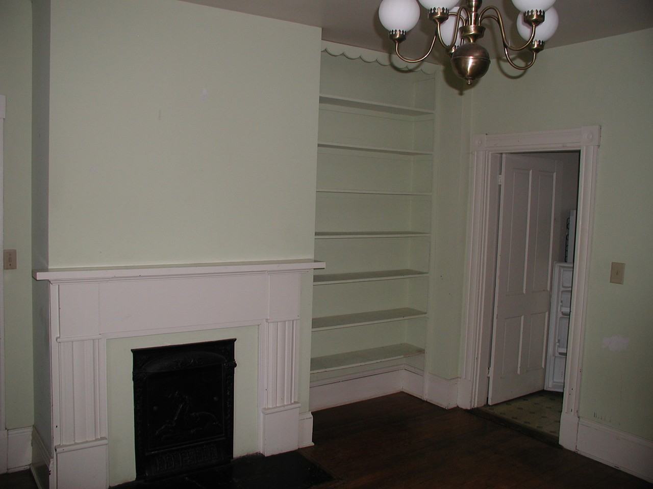 1105 Little High St - Photo 3 of 18