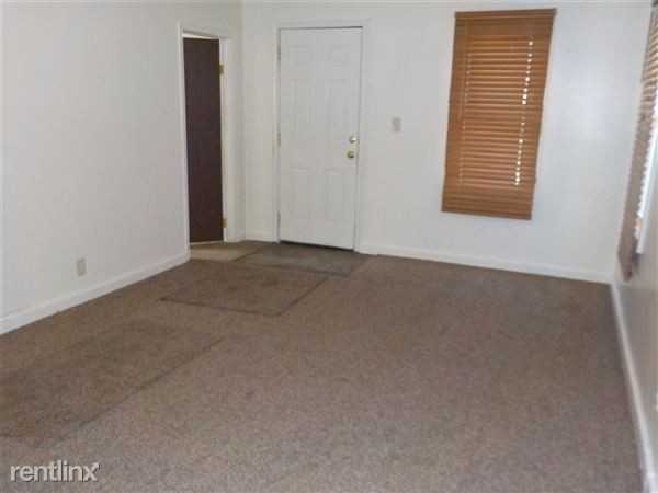 2266 Donovan St - Photo 3 of 10