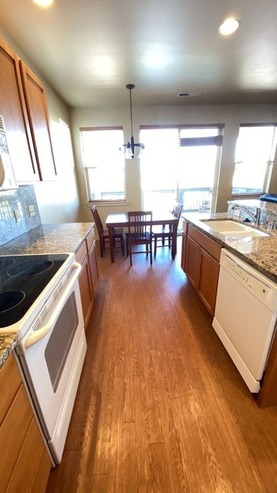 4395 Westshore Dr Ne #103 - Photo 6 of 16