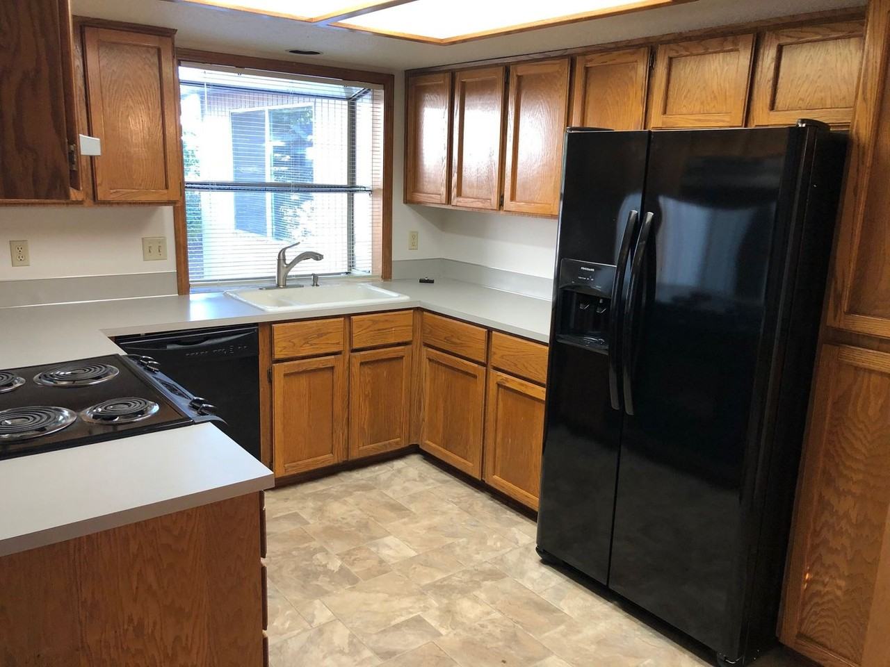 3911 Nw 166th Dr - Photo 6 of 18