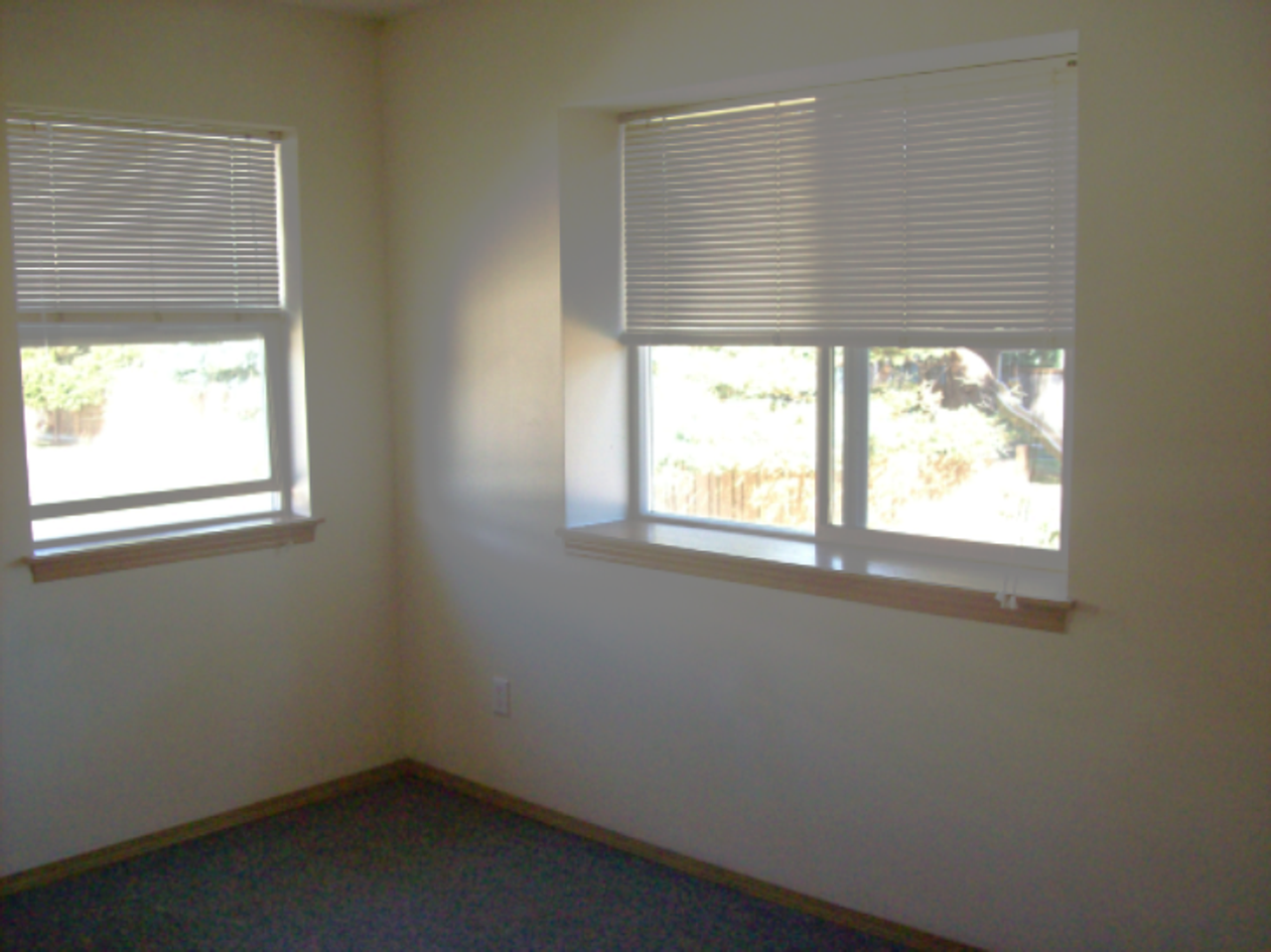 1349 Varsity Pl - Photo 3 of 5