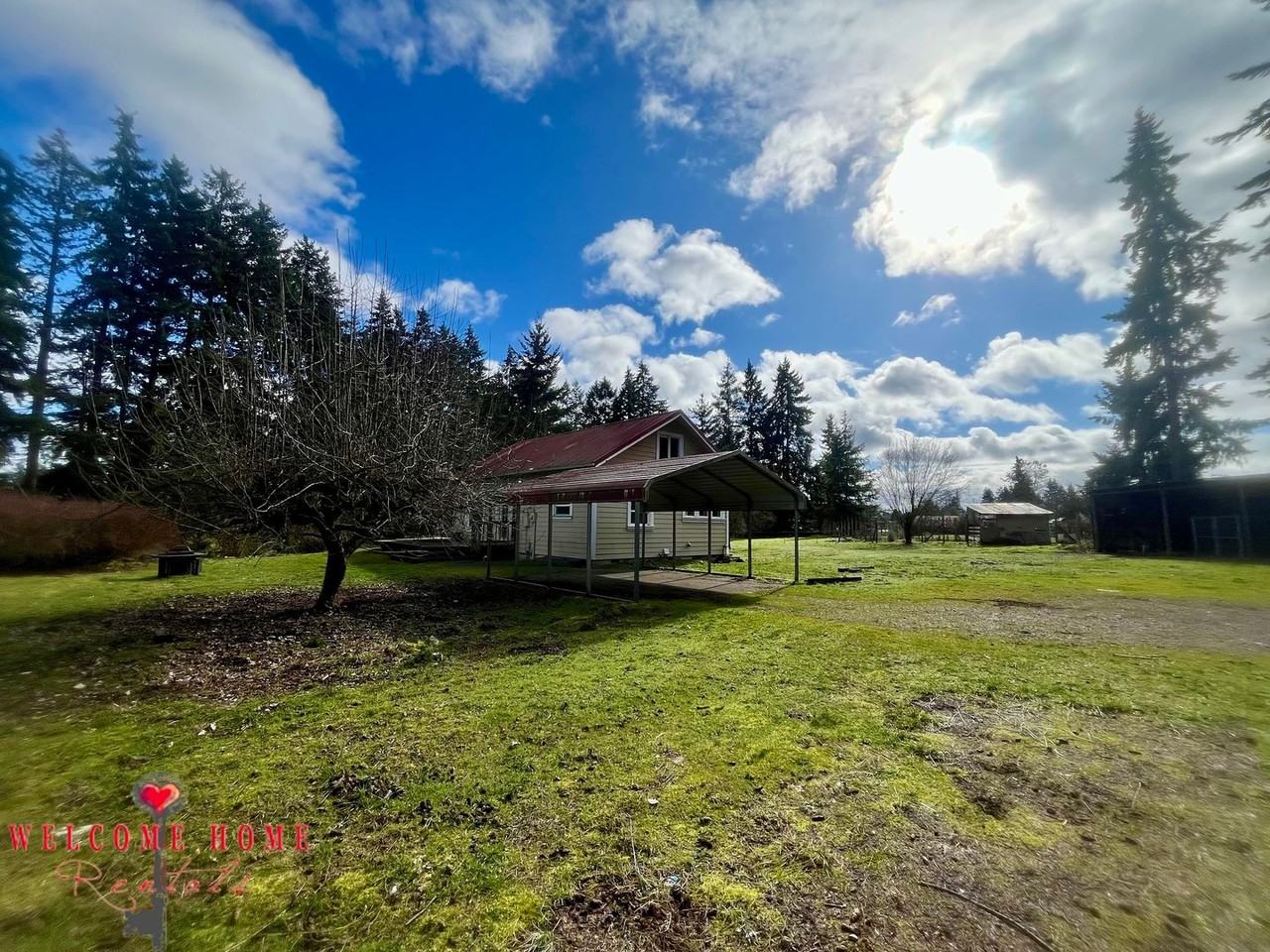 16625 Railway Rd Se - Photo 2 of 26