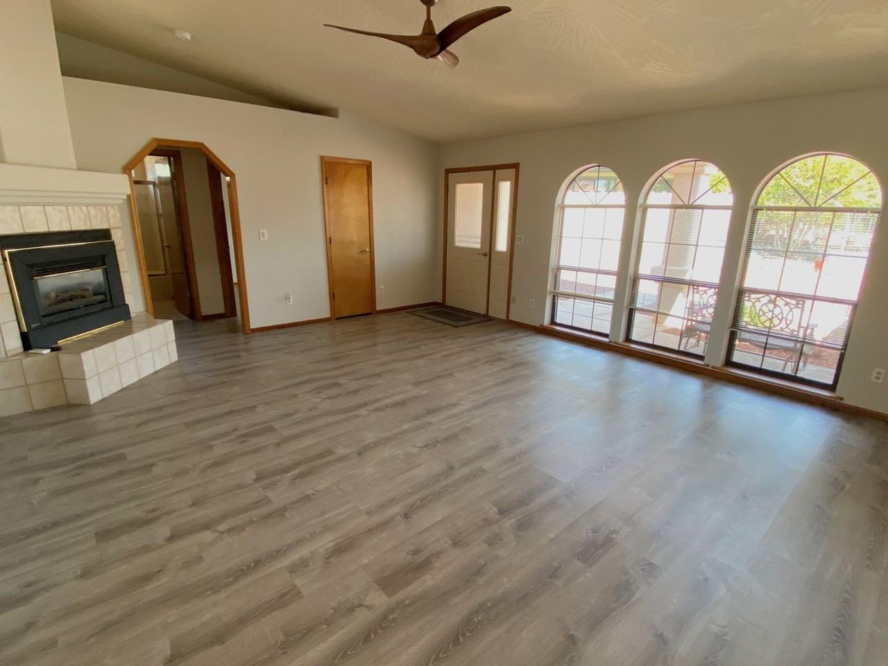 25 Manzanita Rd - Photo 3 of 21