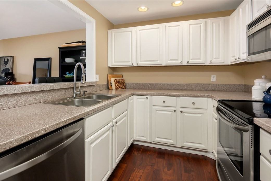 2350 10th Ave E #204 - Photo 7 of 18