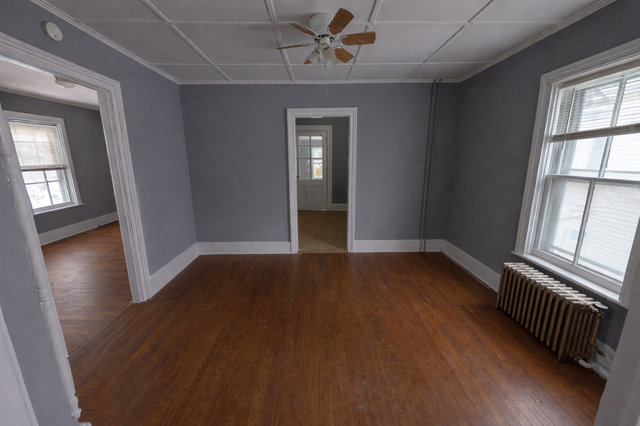 31 Central Ave - Photo 3 of 22