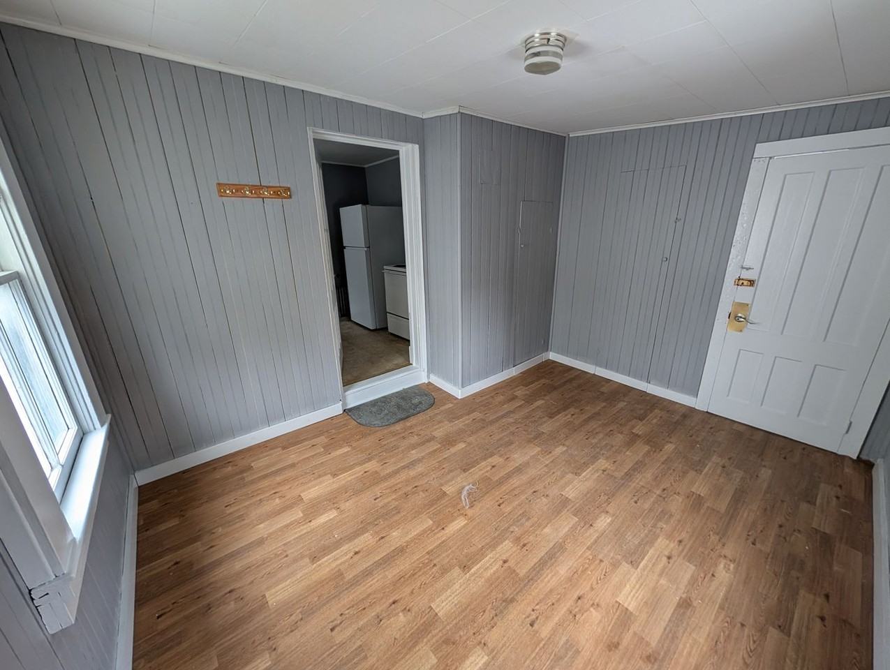 31 Central Ave - Photo 4 of 22