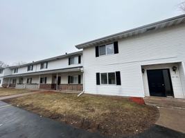 featured image of 35 Bluemound Ct