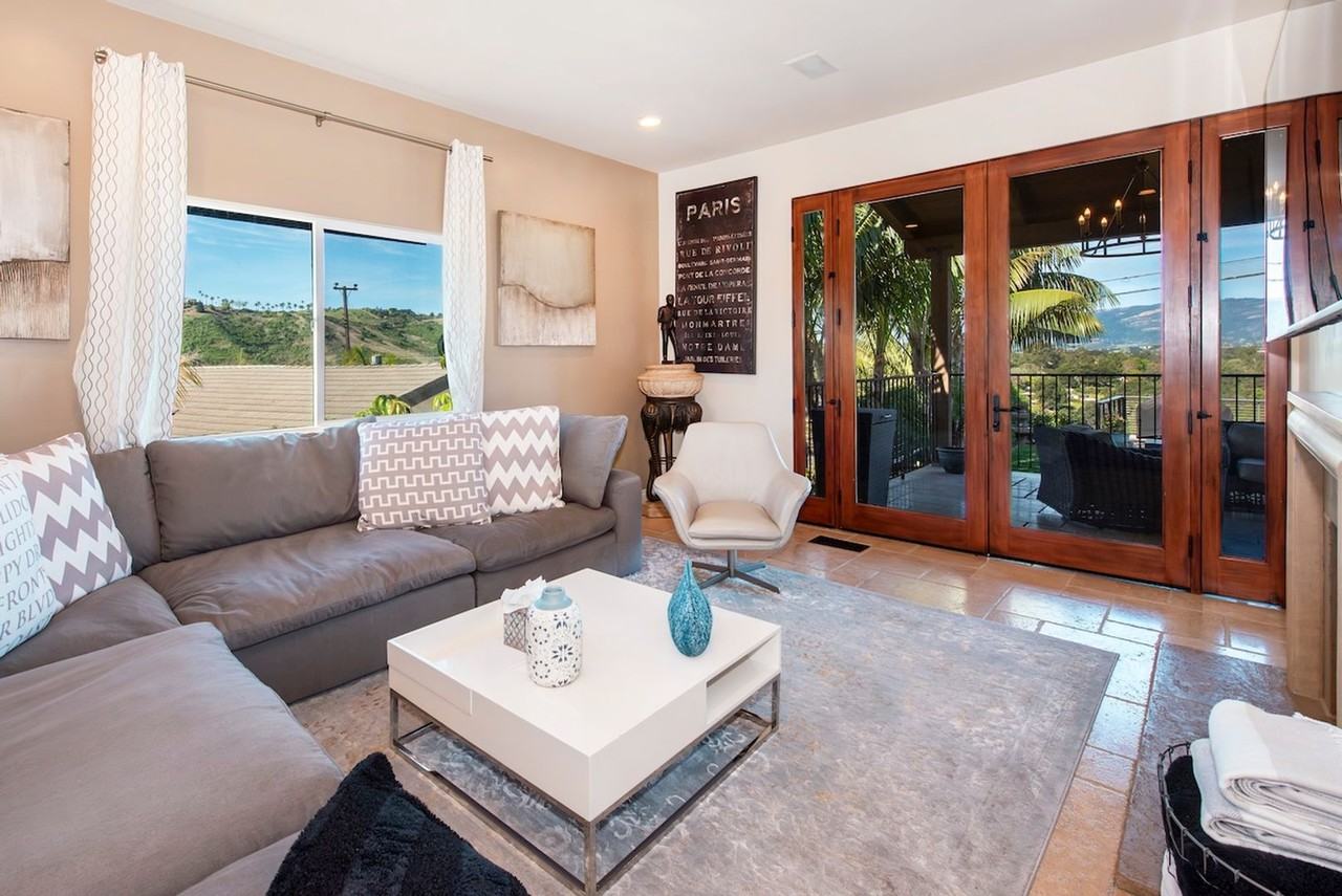 1358 Crestline Dr - Photo 7 of 21