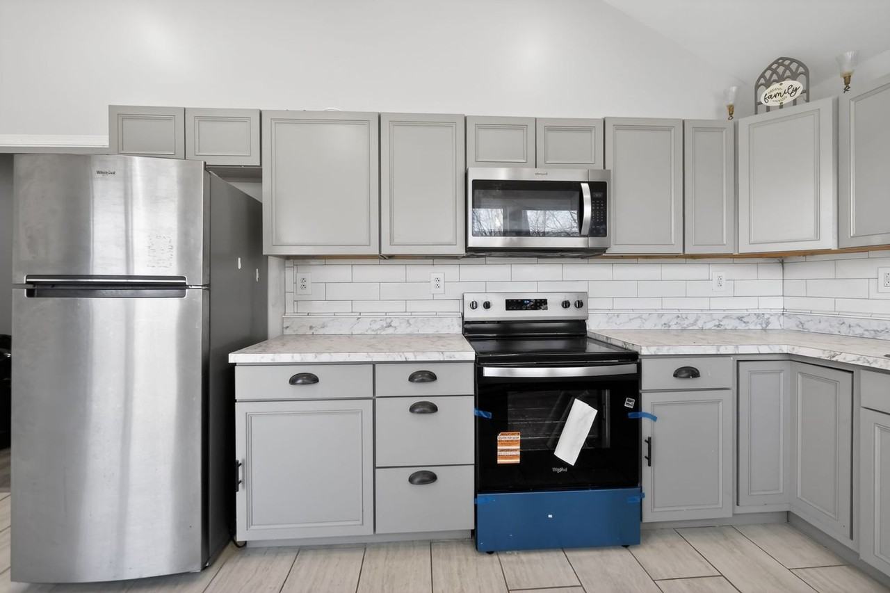 434 Wayne Blvd - Photo 3 of 18