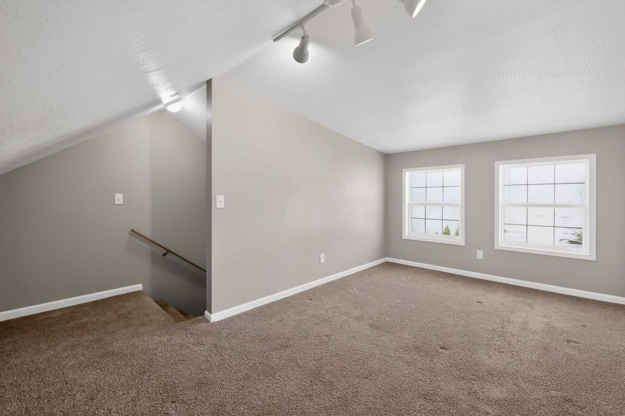 434 Wayne Blvd - Photo 6 of 18