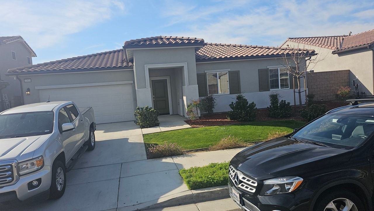 10809 Asunsion Pl - Photo 4 of 36