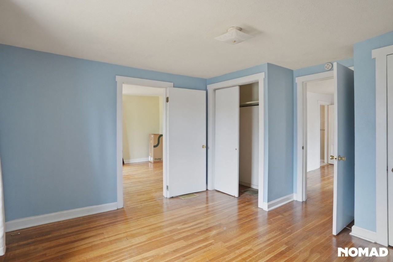 1046 Marshall Ave - Photo 7 of 24